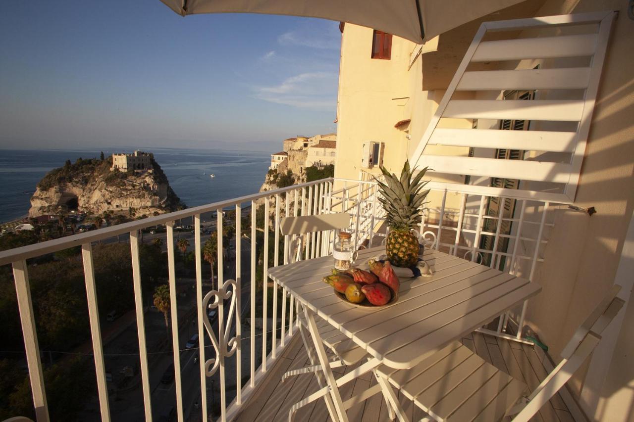 Le Tolde Del Corallone Aparthotel Tropea Exterior photo